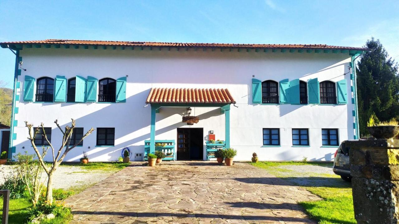 Ucieda Apartamentos Florinda מראה חיצוני תמונה