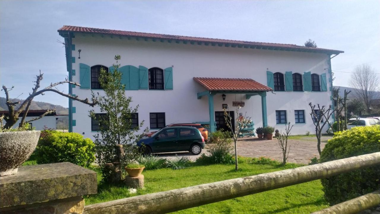 Ucieda Apartamentos Florinda מראה חיצוני תמונה