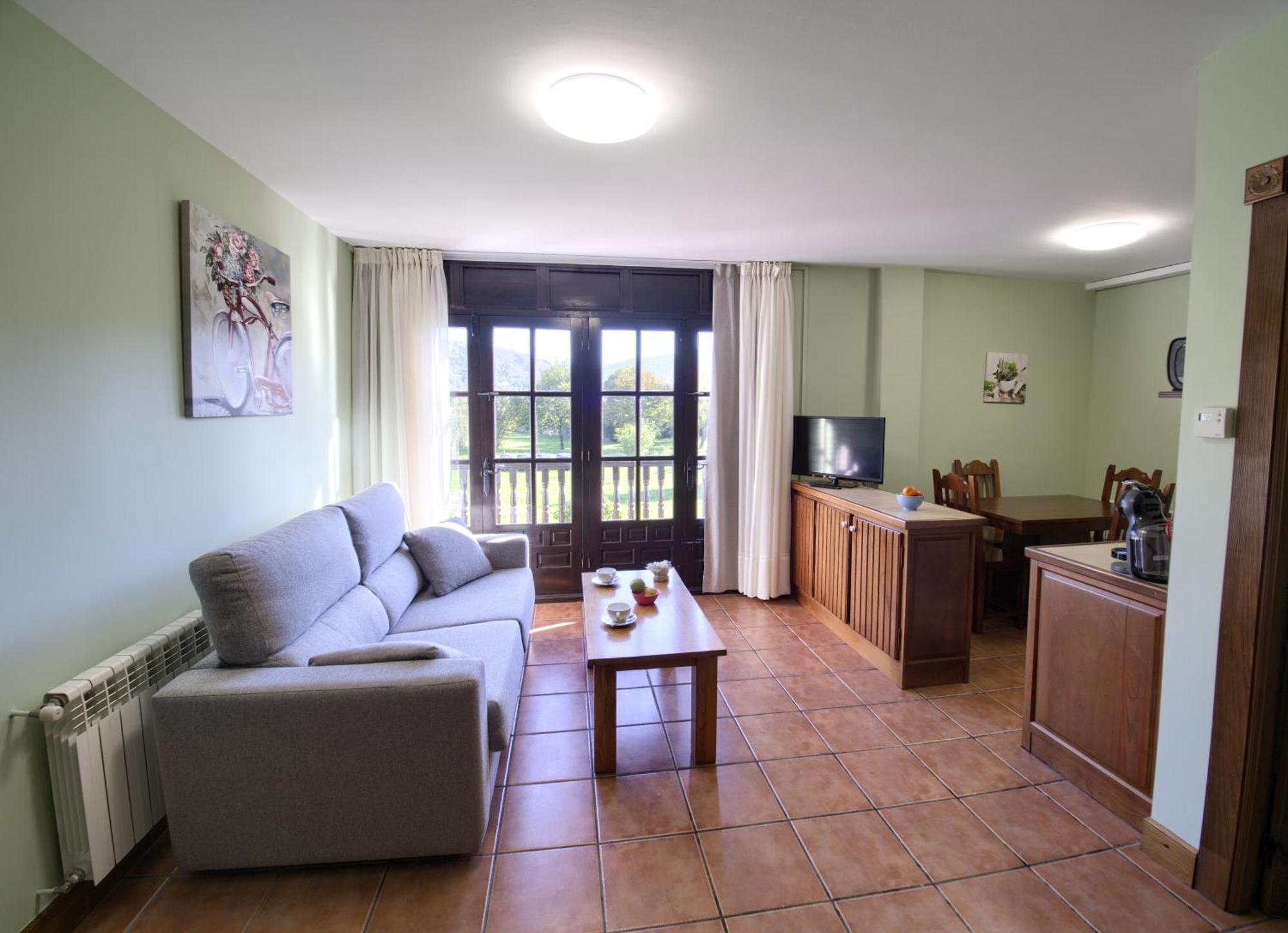 Ucieda Apartamentos Florinda חדר תמונה
