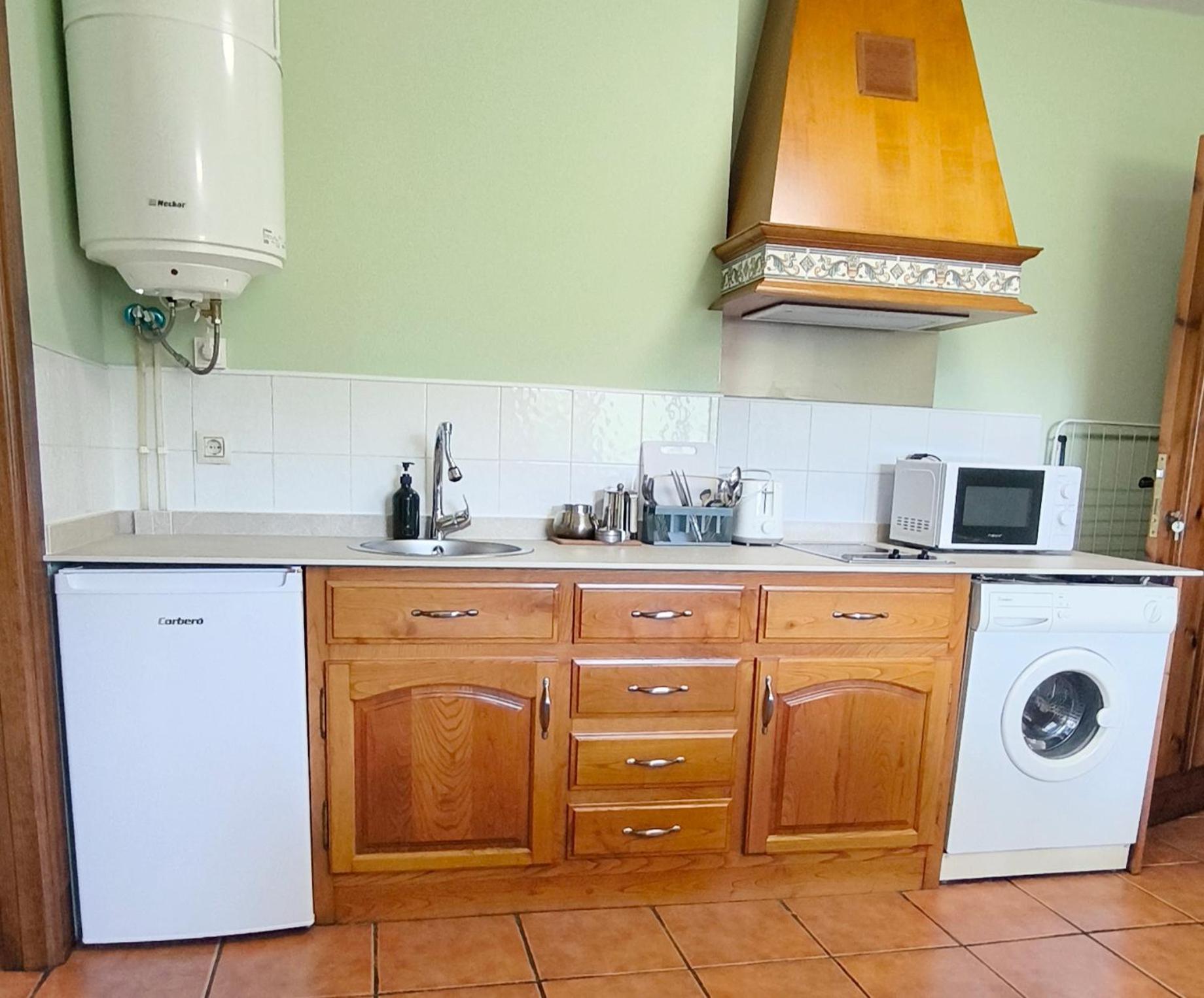 Ucieda Apartamentos Florinda מראה חיצוני תמונה